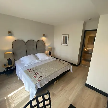 L'arena Otel 3*
